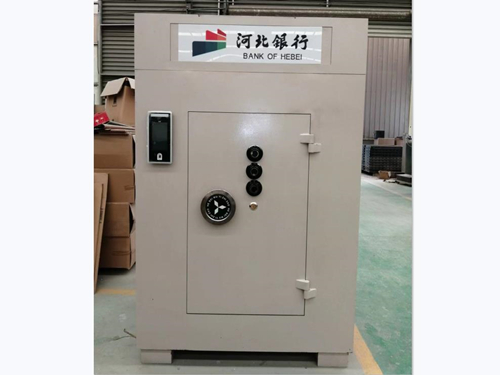 碳鋼金庫門