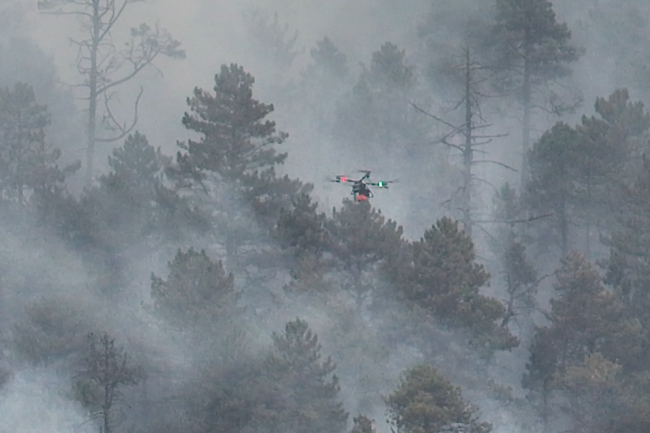 科技賦能，責(zé)任先行丨中建材信息無人機(jī)團(tuán)隊參與森林火災(zāi)撲救